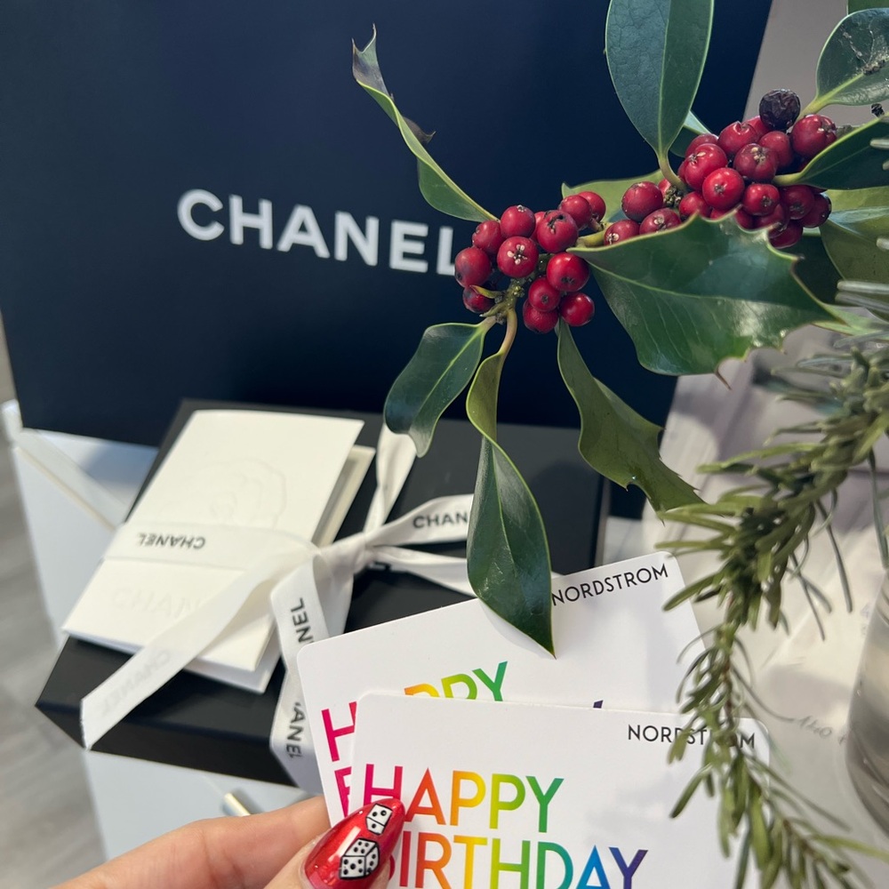 Chanel Small Flap Wallet - Picture 7 of 12